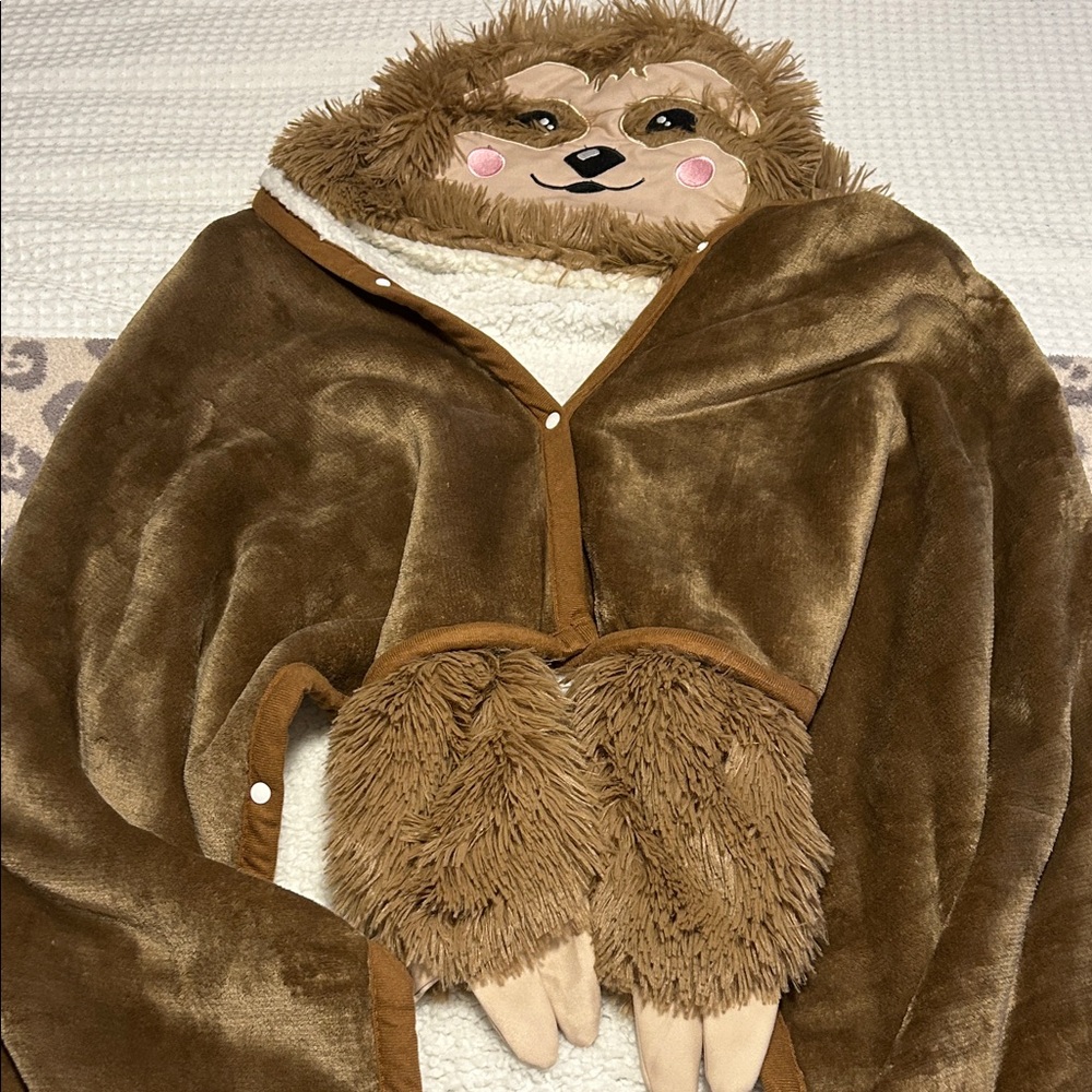 Cozy Sloth-Themed Kids Blanket